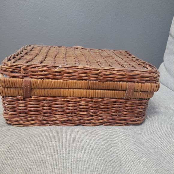 Picnic wicker basket&Accessories - Picture 3 of 10